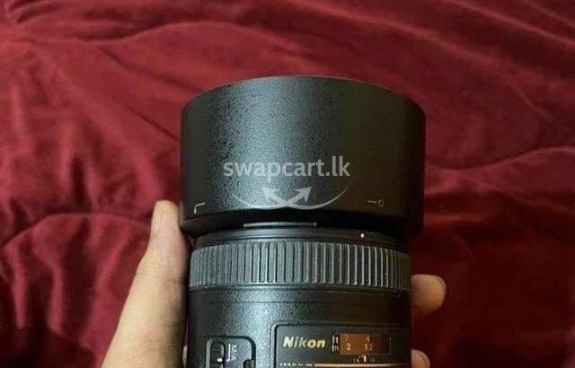 Nikon 85mm lens
