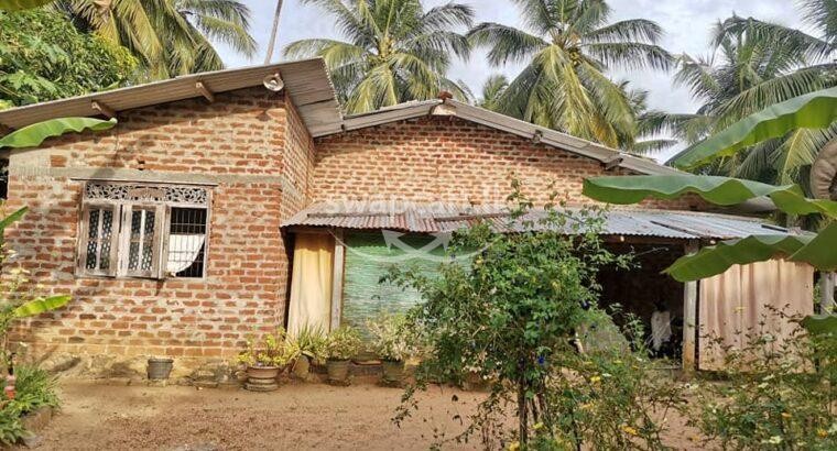 Half Build House for sale in Kurunegala
