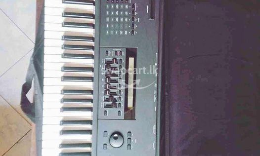Yamaha keyboard sy85